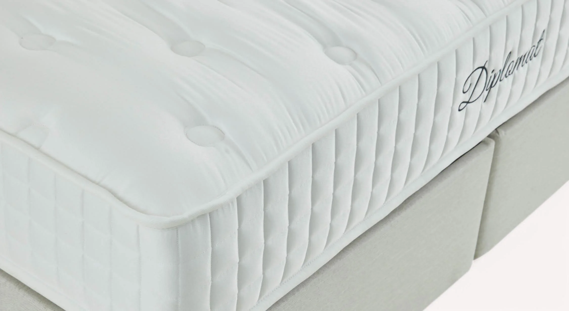 Pack lit coffre, matelas et tête de lit NINA Queens Beige - Image 8